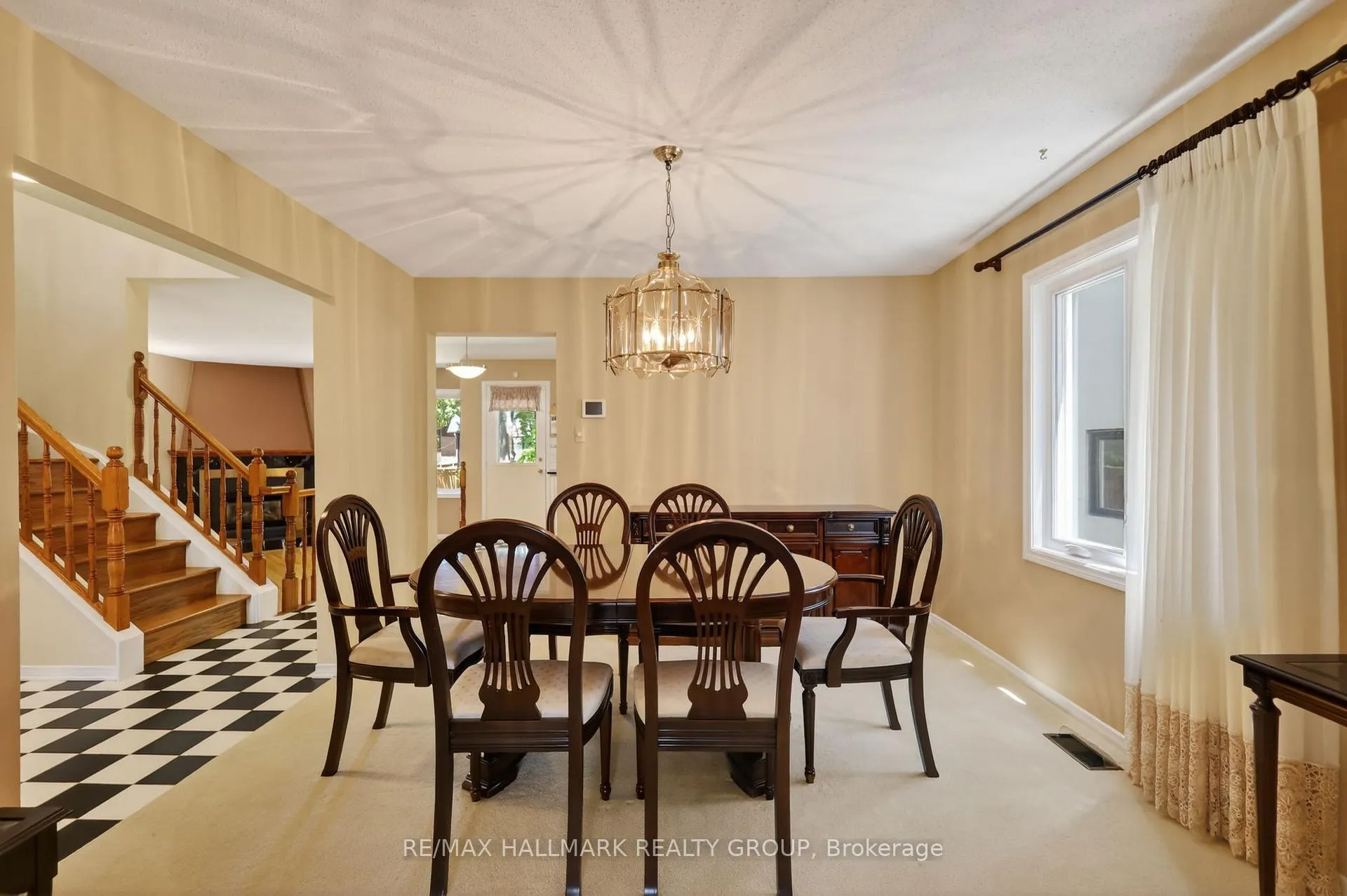 Photo 8 of 307 Beechgrove Avenue, Ottawa, Westboro North — HOMEH