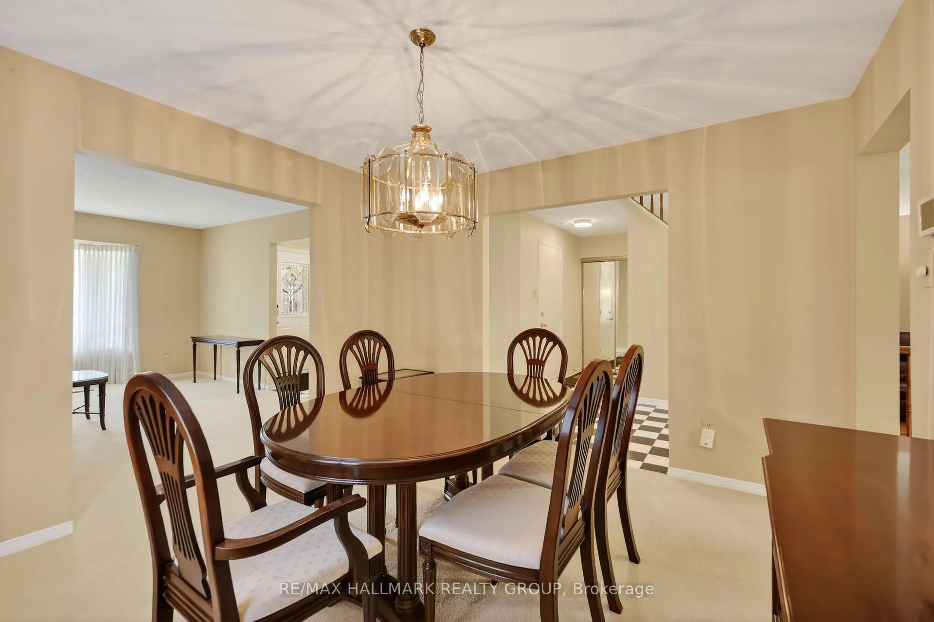Photo 11 of 307 Beechgrove Avenue, Ottawa, Westboro North — HOMEH