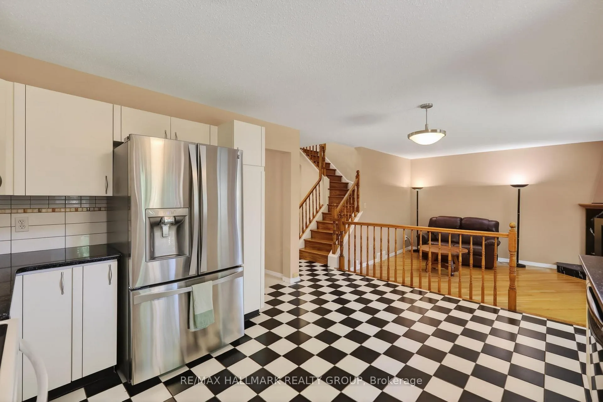 Photo 15 of 307 Beechgrove Avenue, Ottawa, Westboro North — HOMEH