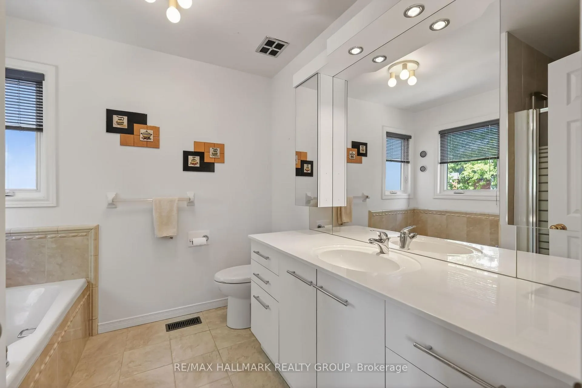 Photo 26 of 307 Beechgrove Avenue, Ottawa, Westboro North — HOMEH