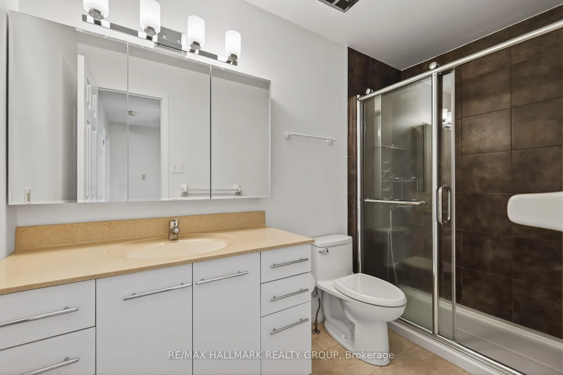 Photo 34 of 307 Beechgrove Avenue, Ottawa, Westboro North — HOMEH