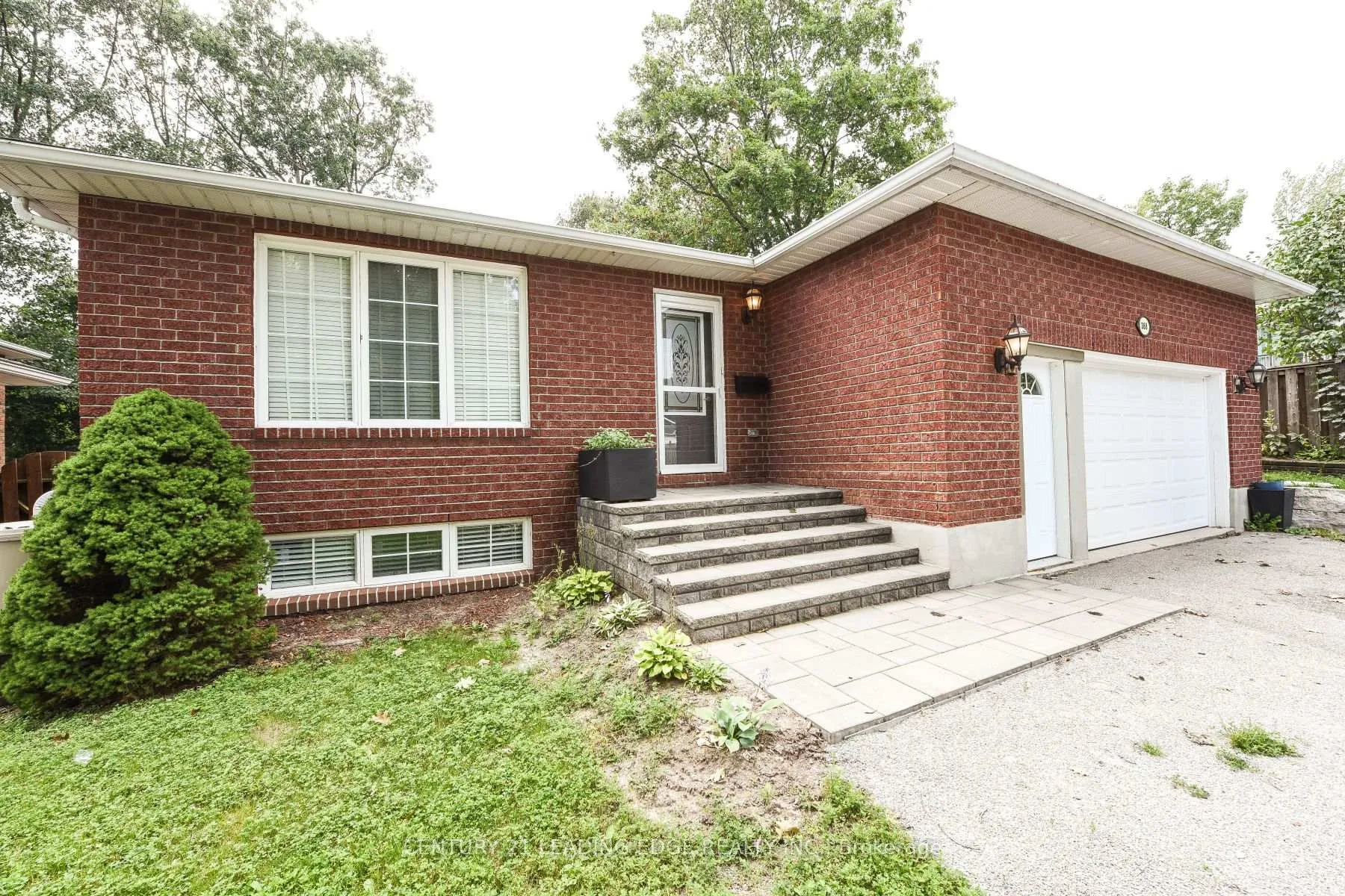 Photo 1 of 388 Leacock Drive, Barrie, Letitia Heights — HOMEH
