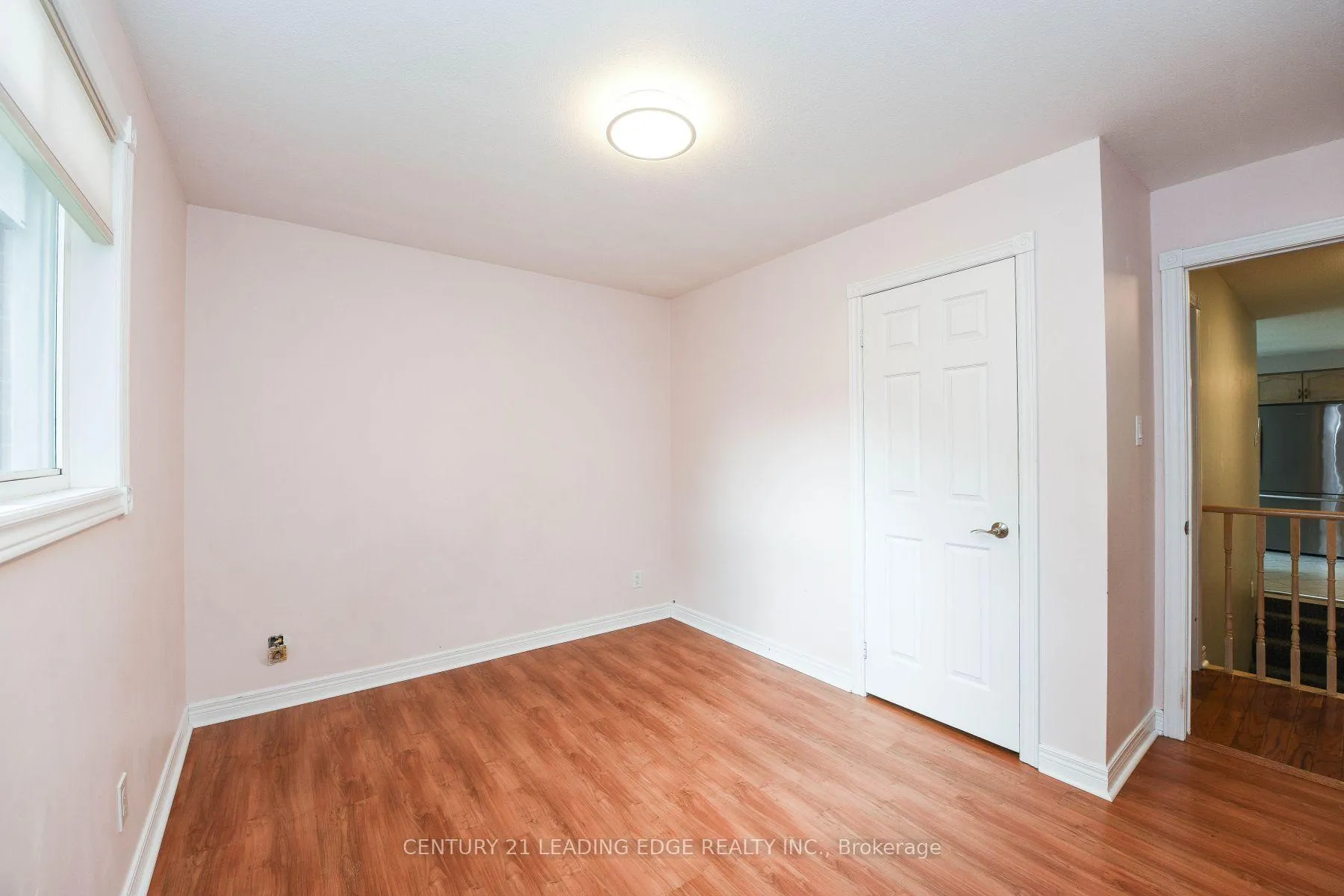 Photo 14 of 388 Leacock Drive, Barrie, Letitia Heights — HOMEH