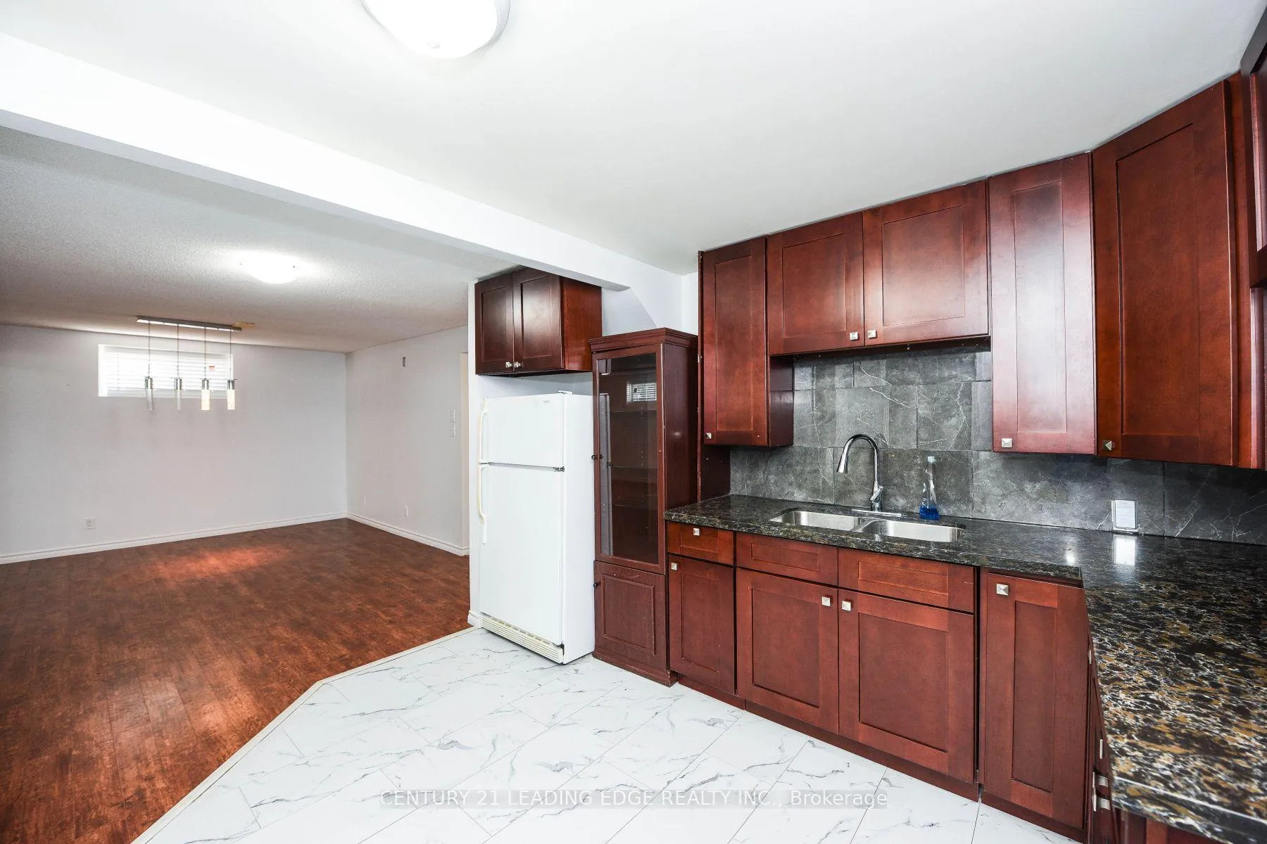 Photo 31 of 388 Leacock Drive, Barrie, Letitia Heights — HOMEH