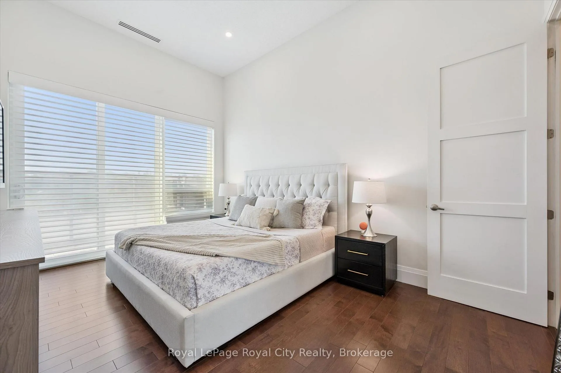 Photo 16 of Unit 1005, 53 Arthur Street S, Guelph, St. Patrick's Ward — HOMEH