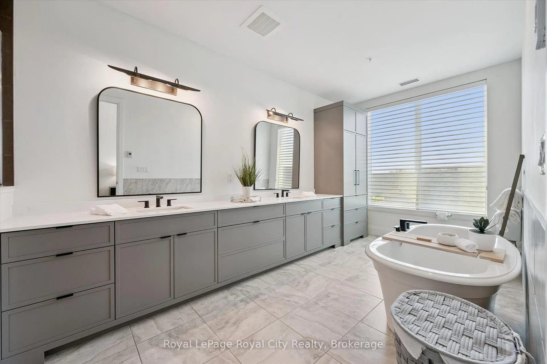 Photo 17 of Unit 1005, 53 Arthur Street S, Guelph, St. Patrick's Ward — HOMEH