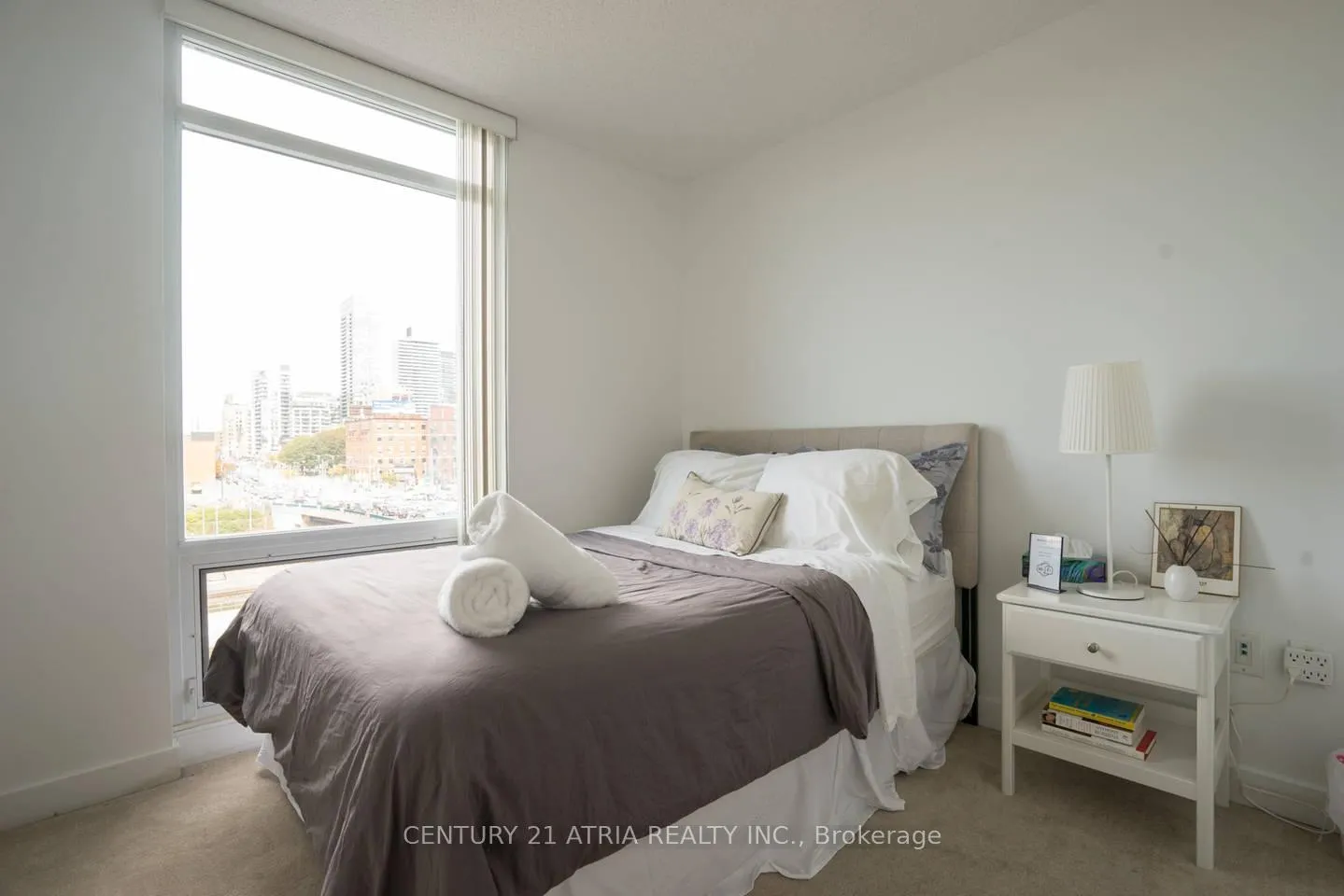 Photo 7 of Unit 302, 4K Spadina Avenue, Toronto, Waterfront Communities — HOMEH