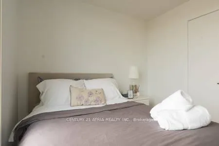 Photo 8 of Unit 302, 4K Spadina Avenue, Toronto, Waterfront Communities — HOMEH