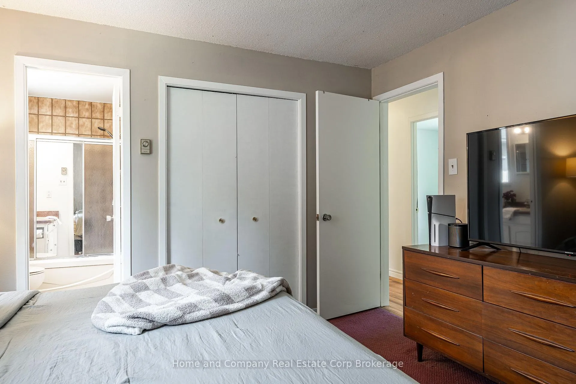 Photo 23 of 50 Dufferin Street, Stratford — HOMEH