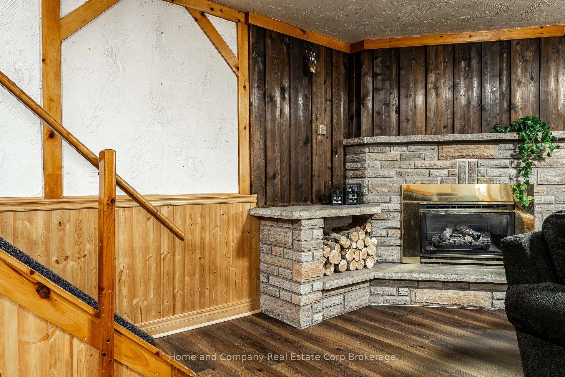 Photo 27 of 50 Dufferin Street, Stratford — HOMEH