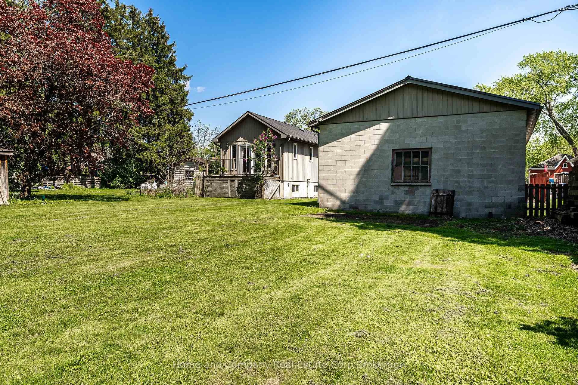 Photo 42 of 50 Dufferin Street, Stratford — HOMEH