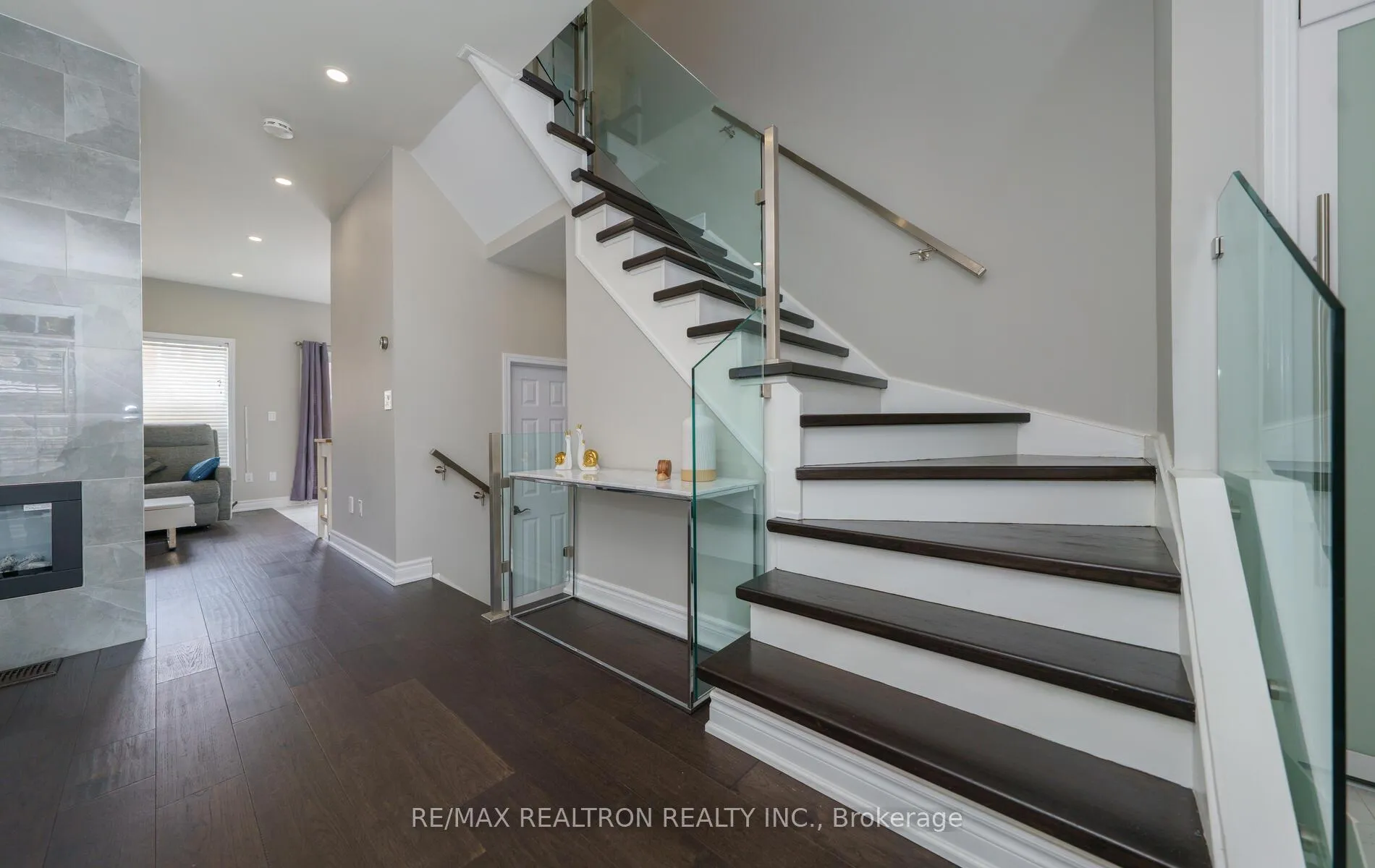 Photo 2 of 11 Vecchia Street, Markham, Wismer — HOMEH