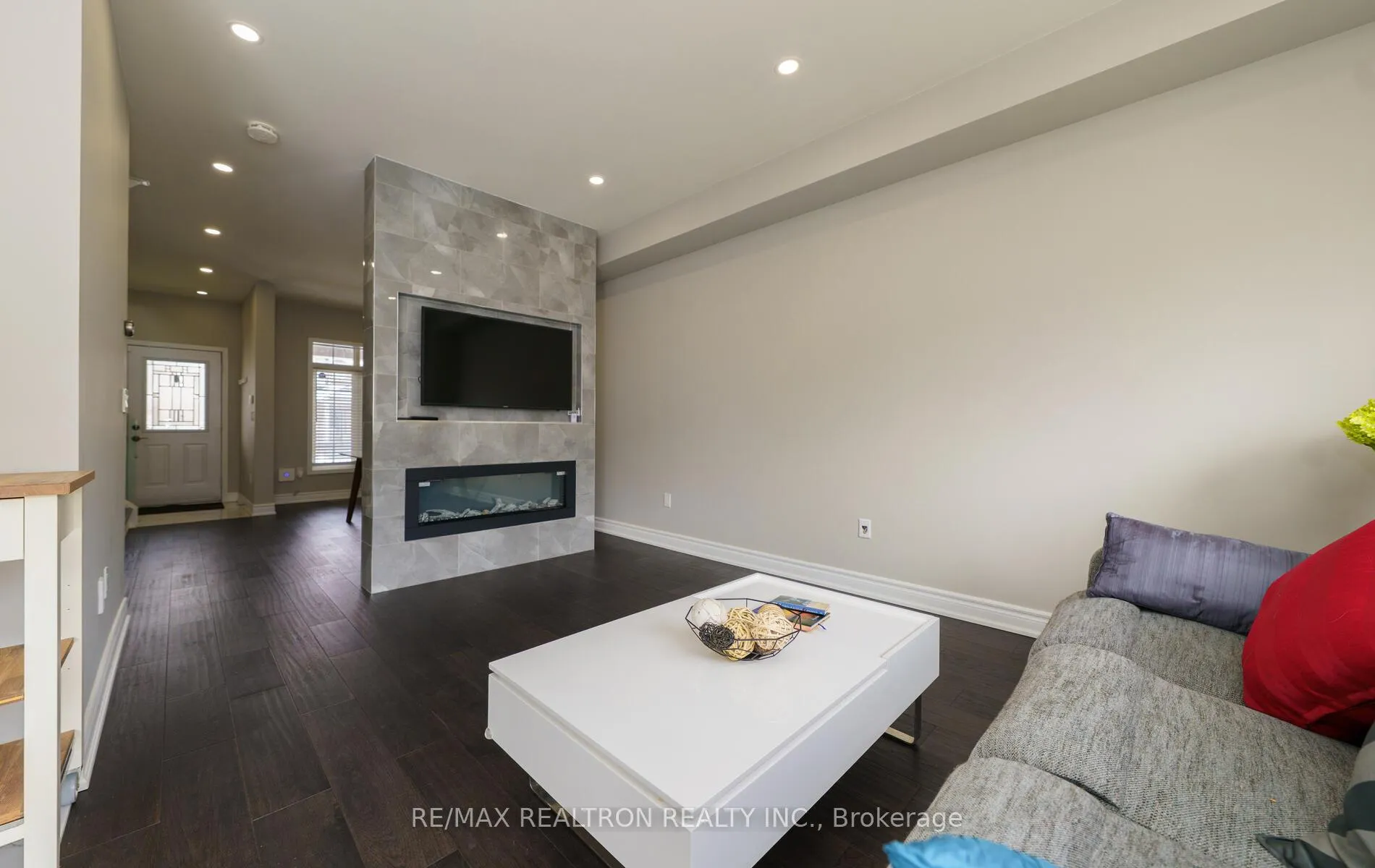 Photo 7 of 11 Vecchia Street, Markham, Wismer — HOMEH