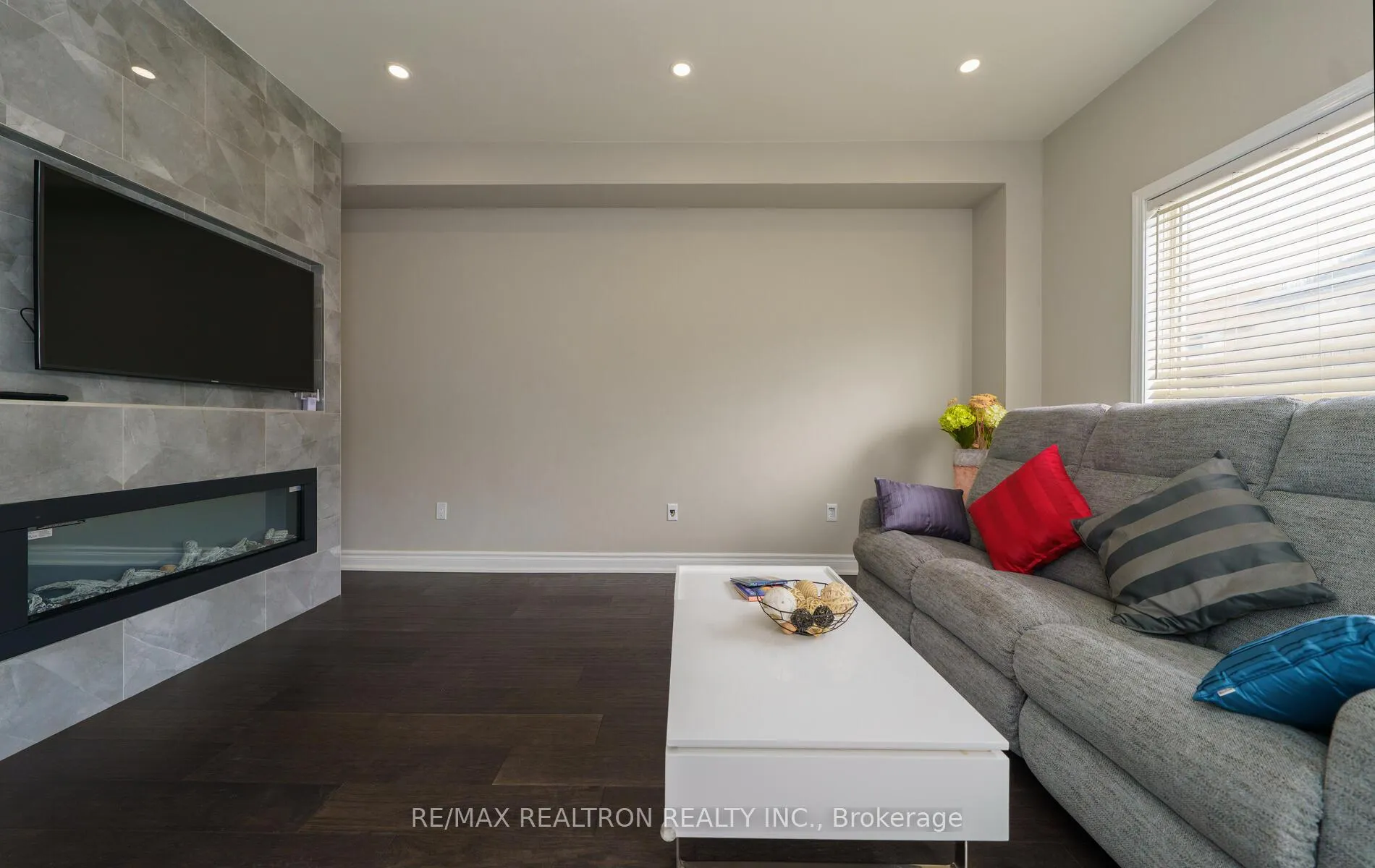 Photo 9 of 11 Vecchia Street, Markham, Wismer — HOMEH
