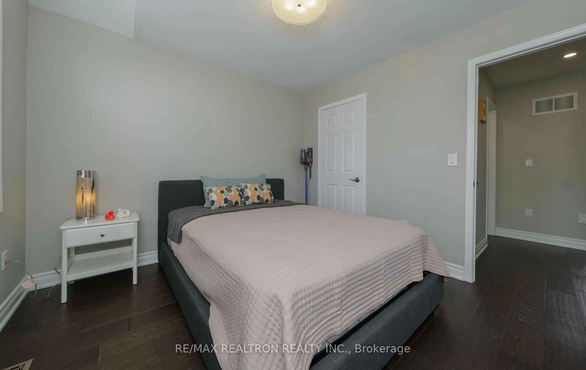 Photo 13 of 11 Vecchia Street, Markham, Wismer — HOMEH