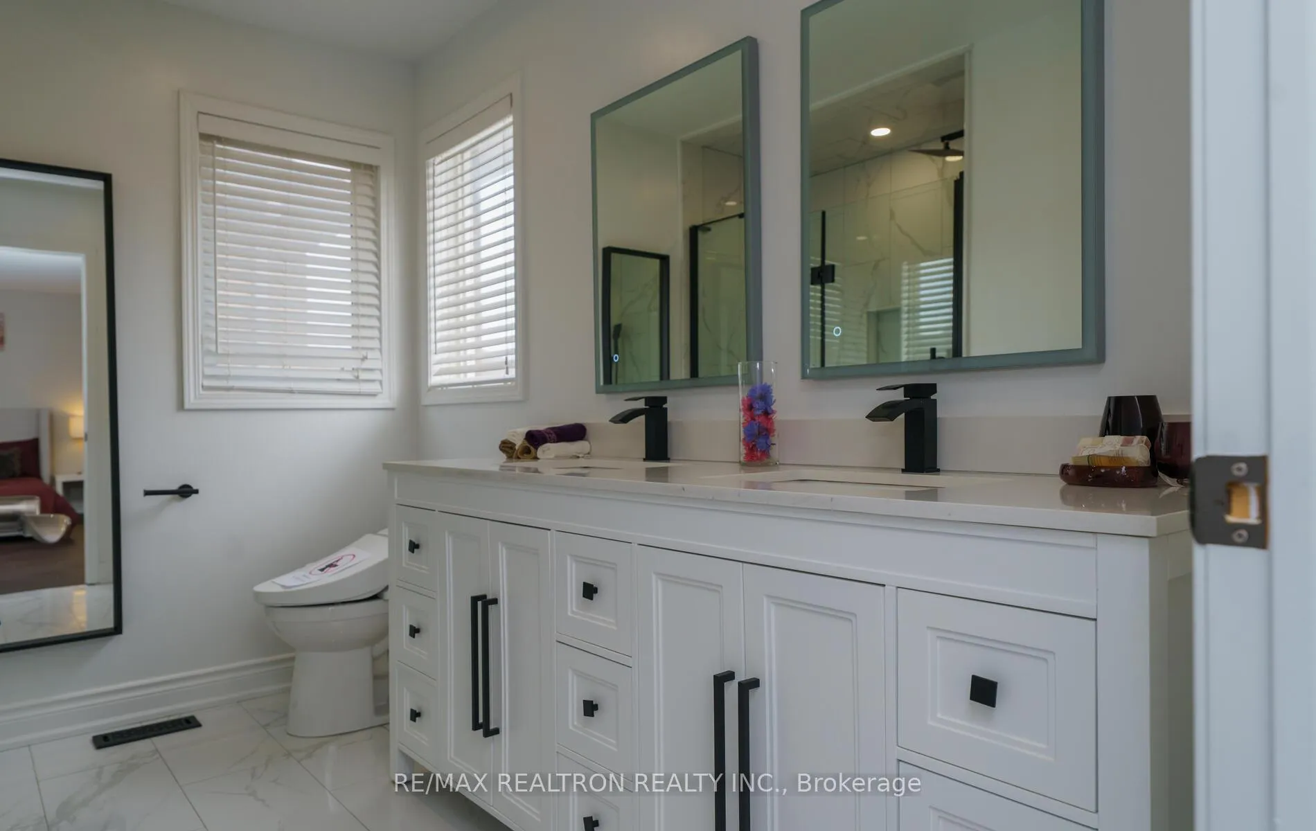 Photo 14 of 11 Vecchia Street, Markham, Wismer — HOMEH