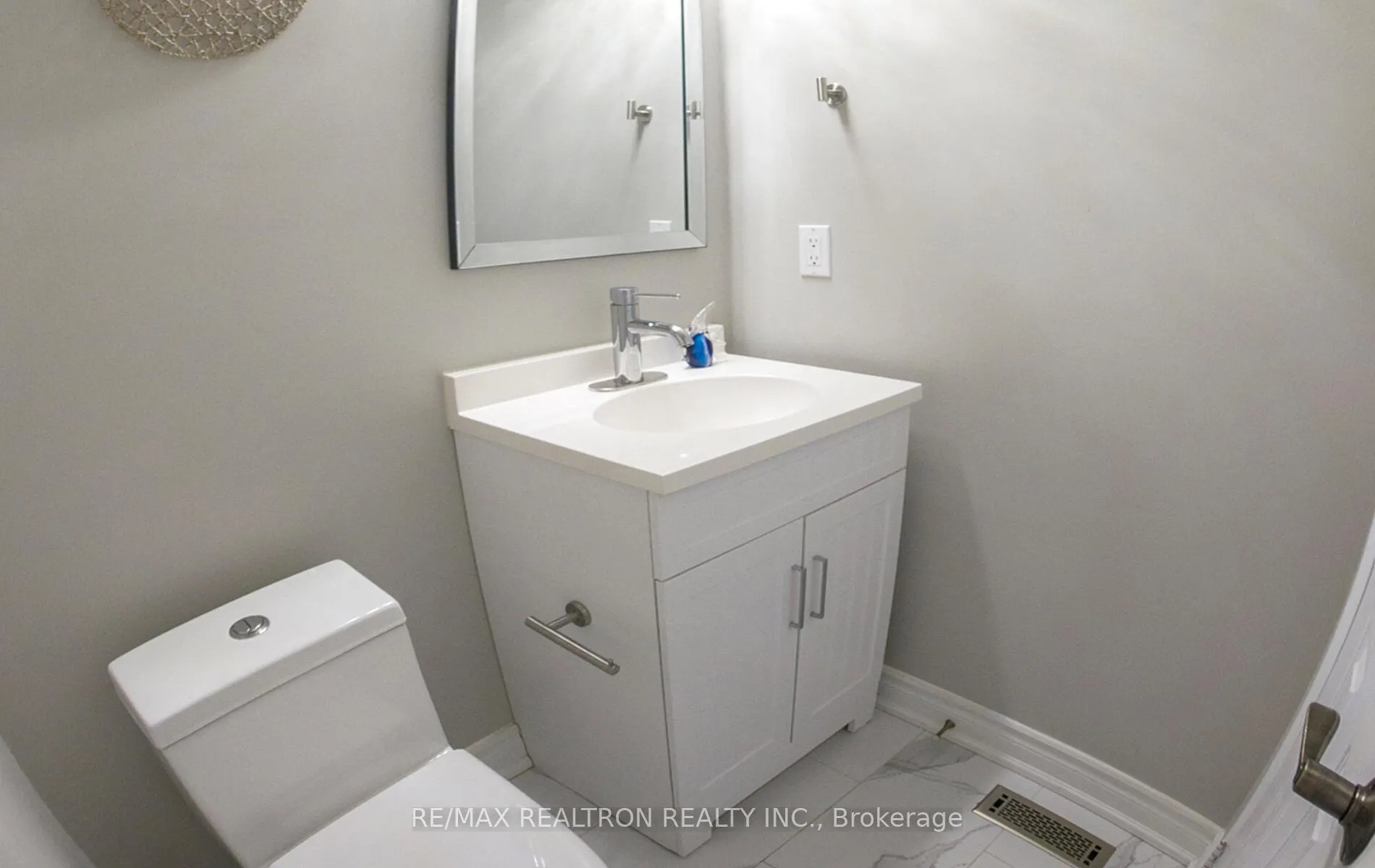 Photo 19 of 11 Vecchia Street, Markham, Wismer — HOMEH