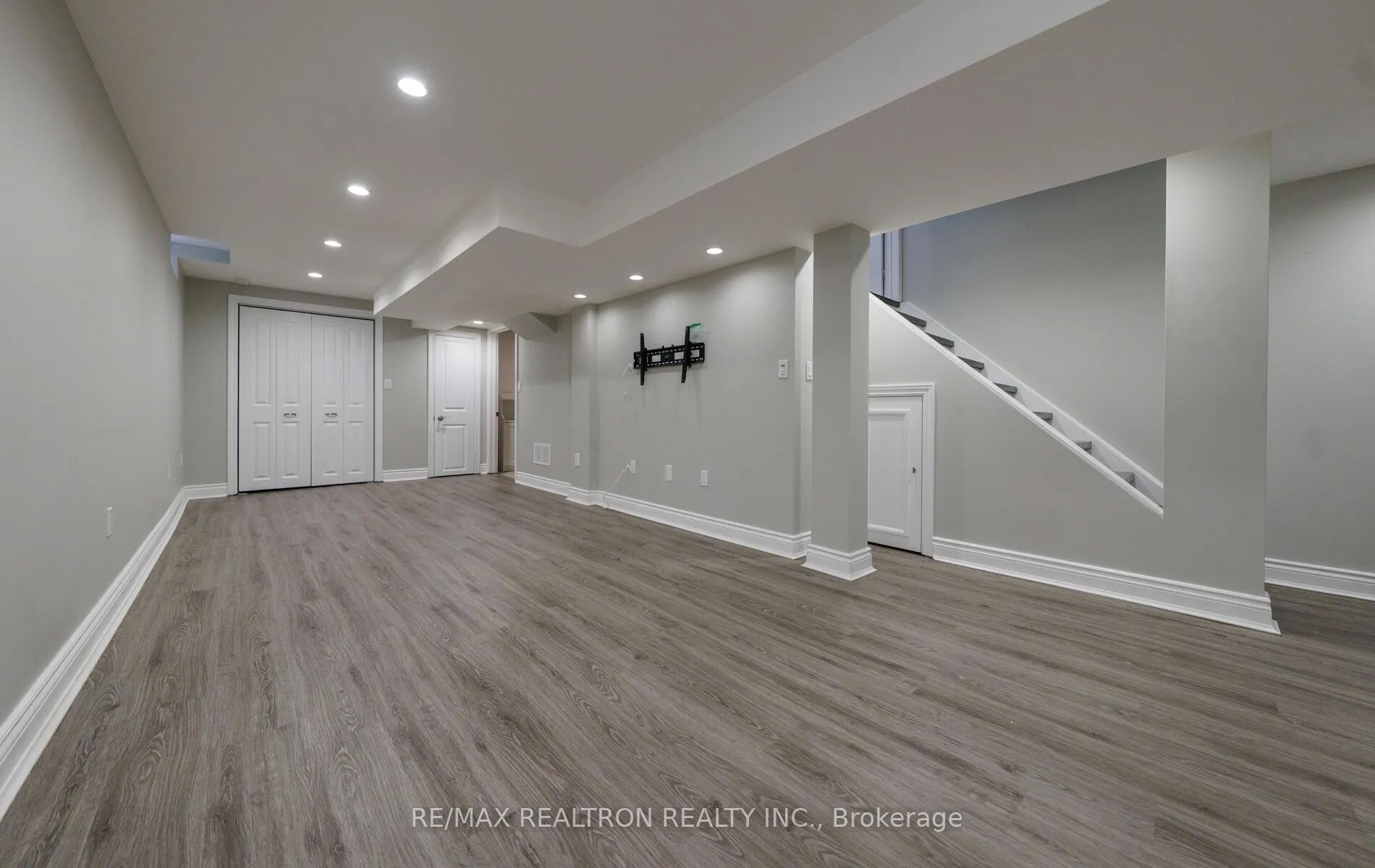 Photo 21 of 11 Vecchia Street, Markham, Wismer — HOMEH