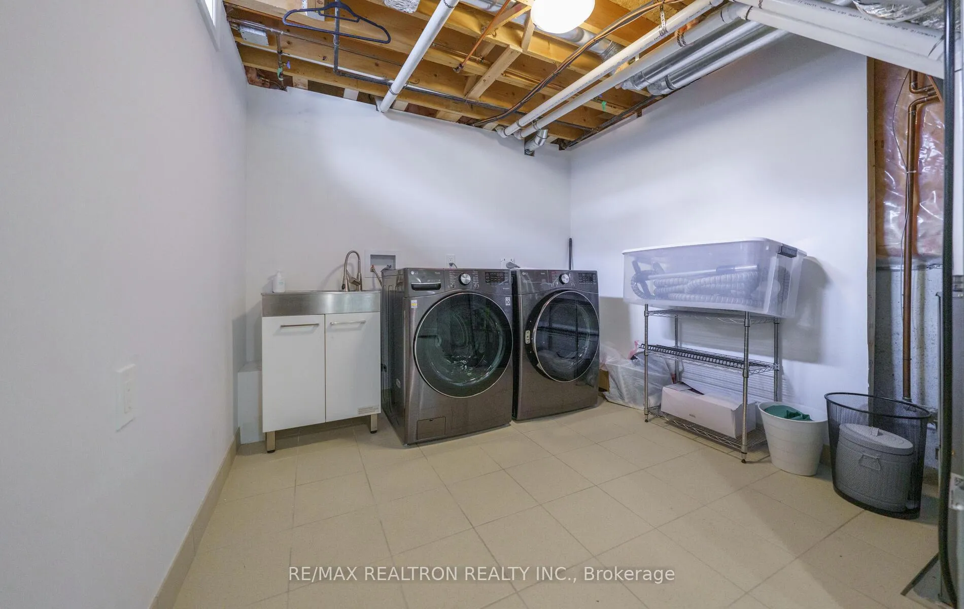 Photo 22 of 11 Vecchia Street, Markham, Wismer — HOMEH