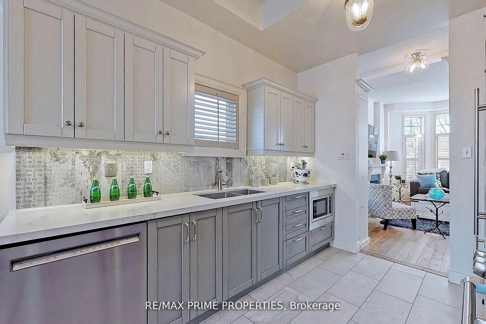 Photo 8 of 42 Cornell Meadows Avenue, Markham, Cornell — HOMEH