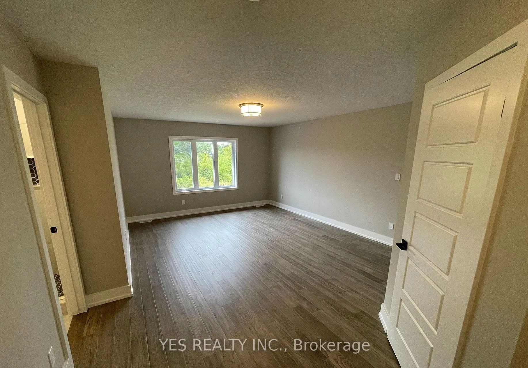 Photo 14 of 87 Doon Creek Street, Kitchener, Doon South — HOMEH