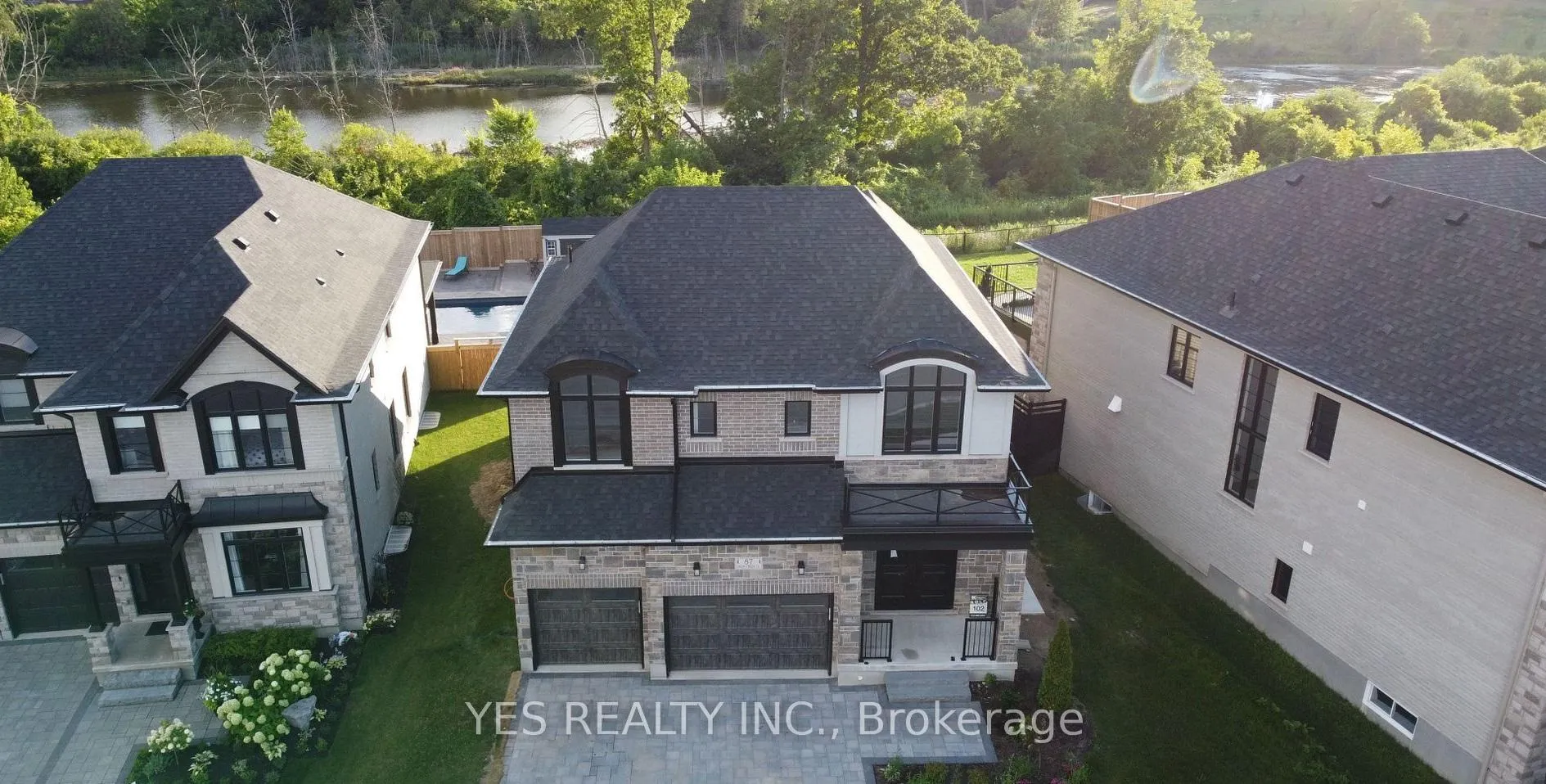 Photo 25 of 87 Doon Creek Street, Kitchener, Doon South — HOMEH