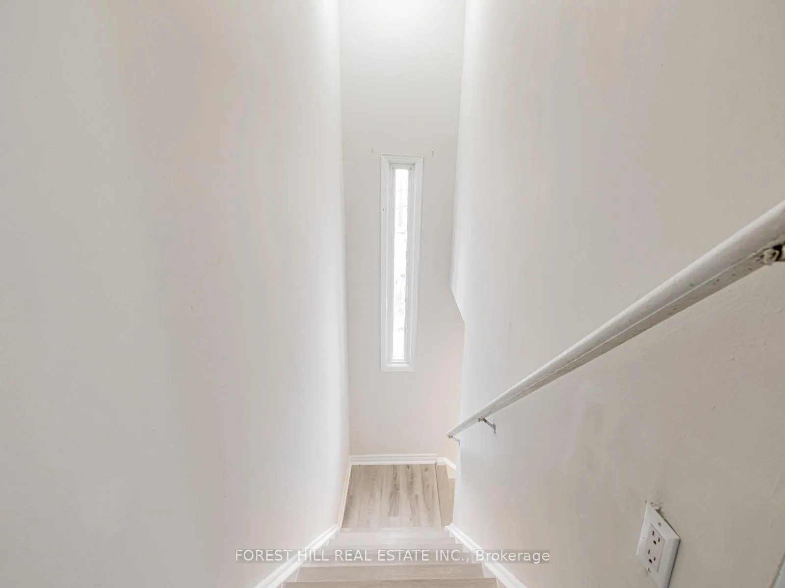 Photo 9 of Unit 25, 16 Rexdale Boulevard, Etobicoke, Rexdale-Kipling — HOMEH