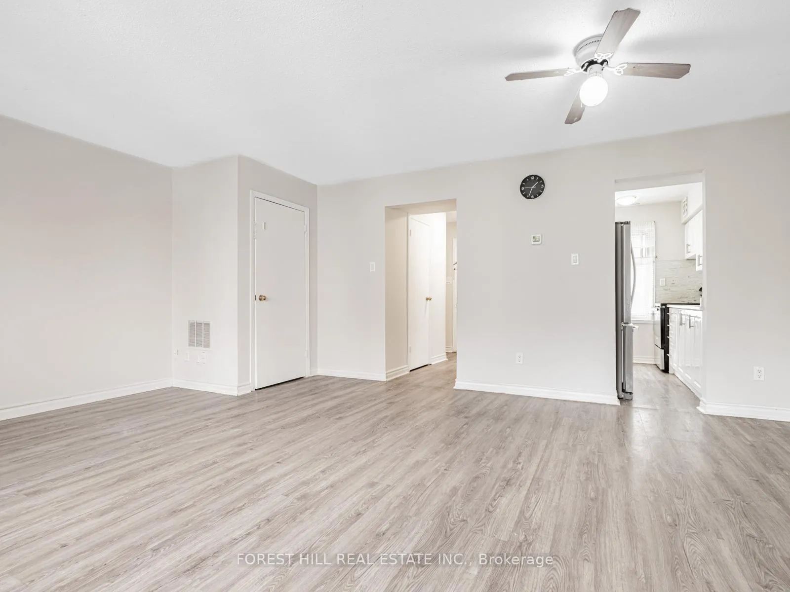 Photo 16 of Unit 25, 16 Rexdale Boulevard, Etobicoke, Rexdale-Kipling — HOMEH