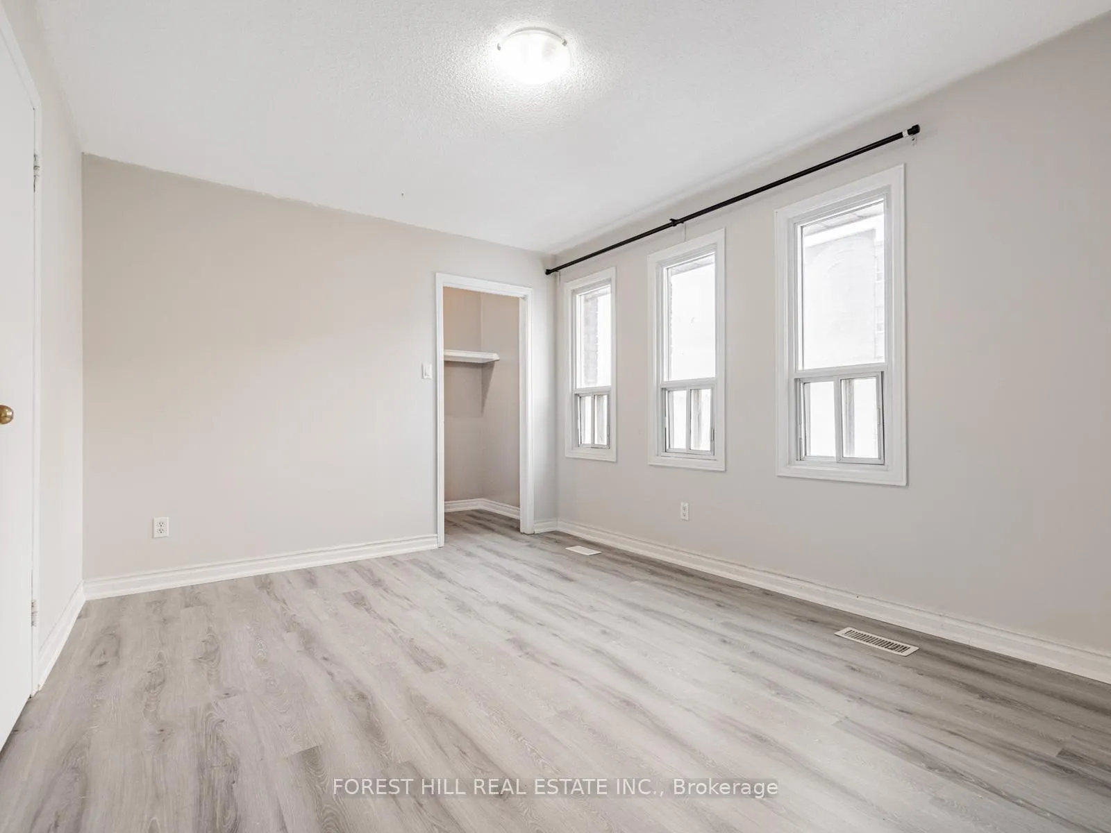 Photo 22 of Unit 25, 16 Rexdale Boulevard, Etobicoke, Rexdale-Kipling — HOMEH