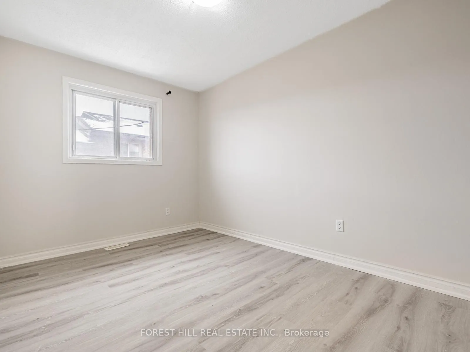 Photo 24 of Unit 25, 16 Rexdale Boulevard, Etobicoke, Rexdale-Kipling — HOMEH