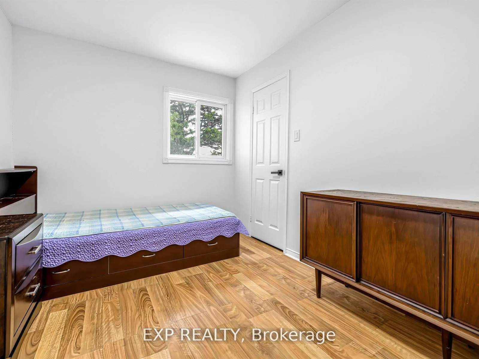 Photo 23 of 125 Green Bush Crescent, Vaughan, Crestwood-Springfarm-Yorkhill — HOMEH
