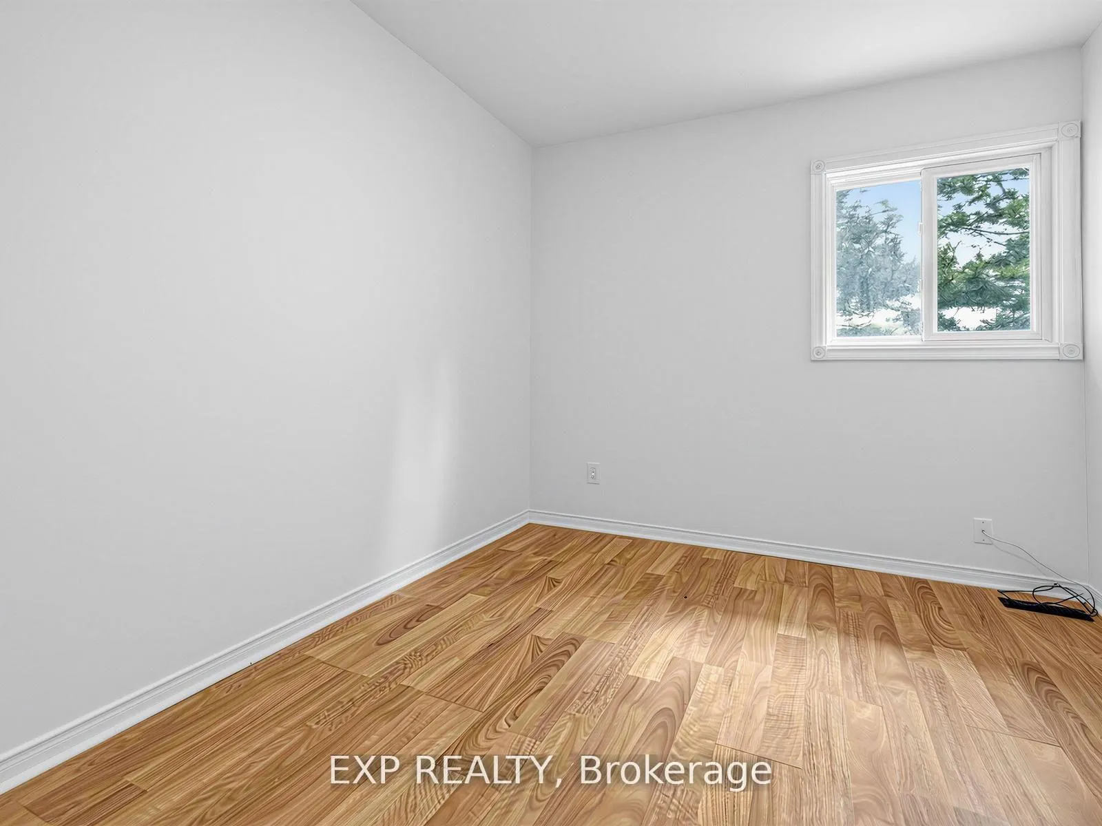 Photo 24 of 125 Green Bush Crescent, Vaughan, Crestwood-Springfarm-Yorkhill — HOMEH