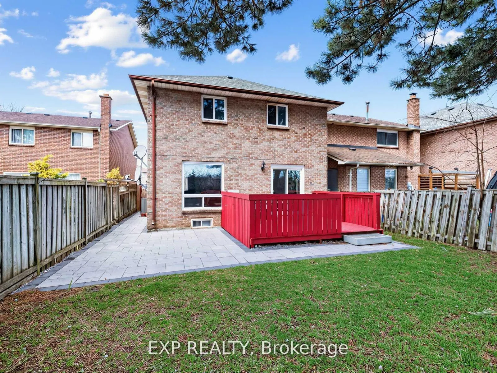 Photo 36 of 125 Green Bush Crescent, Vaughan, Crestwood-Springfarm-Yorkhill — HOMEH
