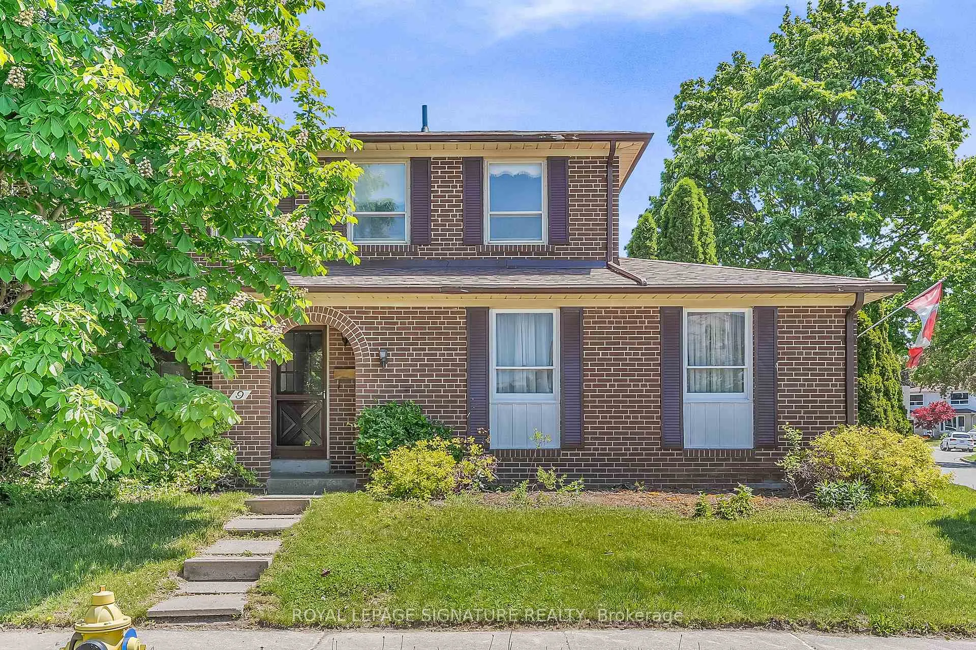 Photo 1 of 9 Mollard Road, Scarborough, Agincourt North — HOMEH