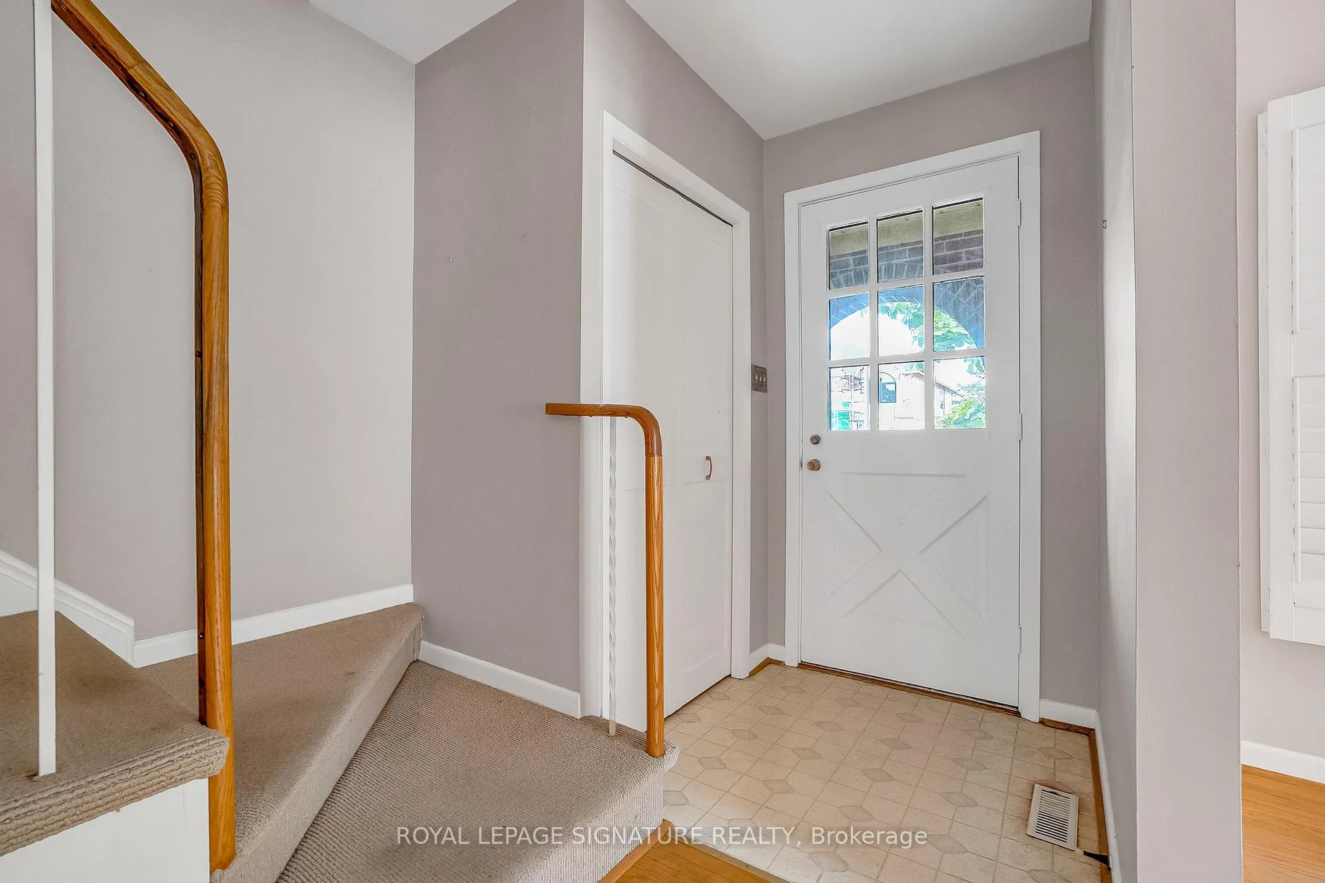 Photo 5 of 9 Mollard Road, Scarborough, Agincourt North — HOMEH