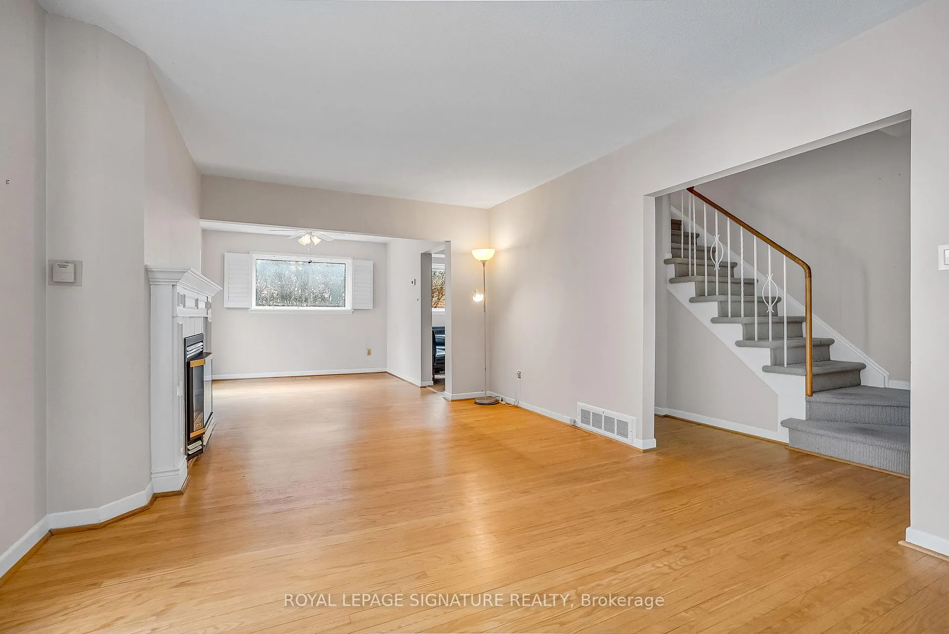 Photo 9 of 9 Mollard Road, Scarborough, Agincourt North — HOMEH