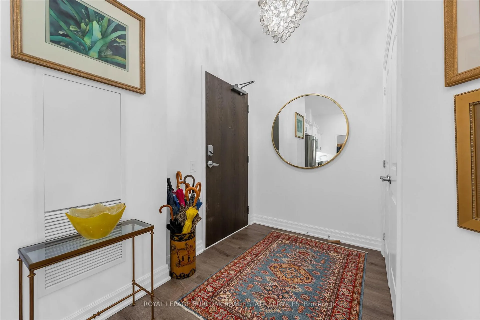 Photo 4 of Unit 113, 3290 New Street, Burlington, Roseland — HOMEH