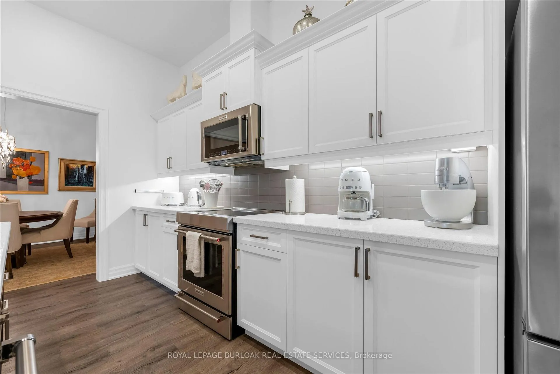 Photo 8 of Unit 113, 3290 New Street, Burlington, Roseland — HOMEH