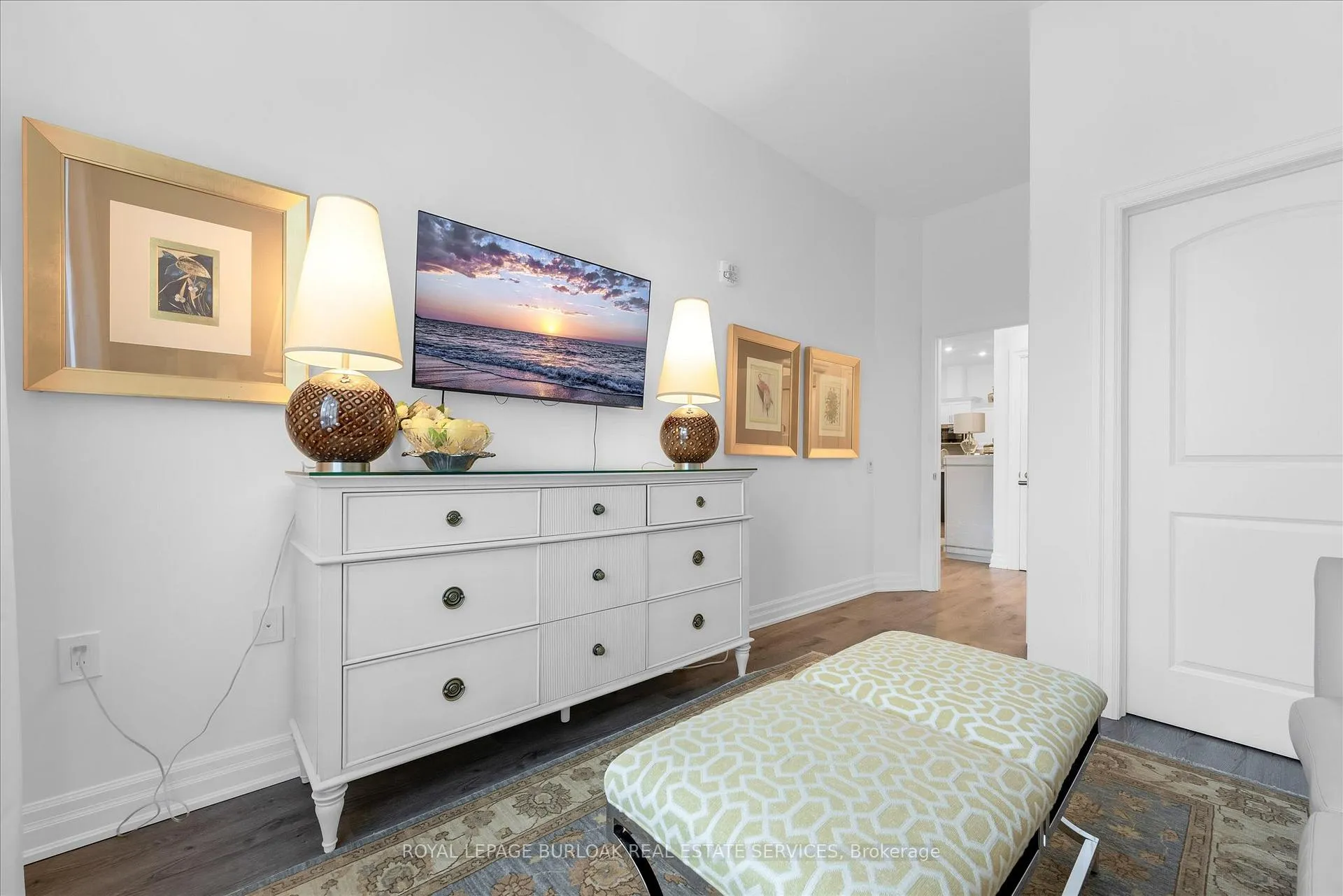 Photo 17 of Unit 113, 3290 New Street, Burlington, Roseland — HOMEH