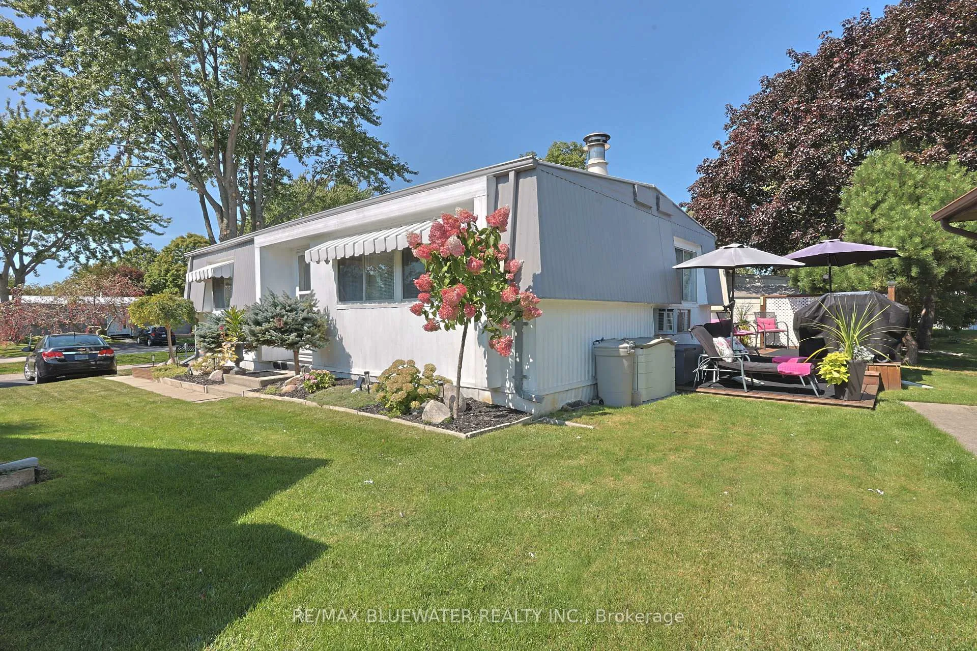 Photo 6 of 208 Biltmore Drive, South Huron, Stephen — HOMEH