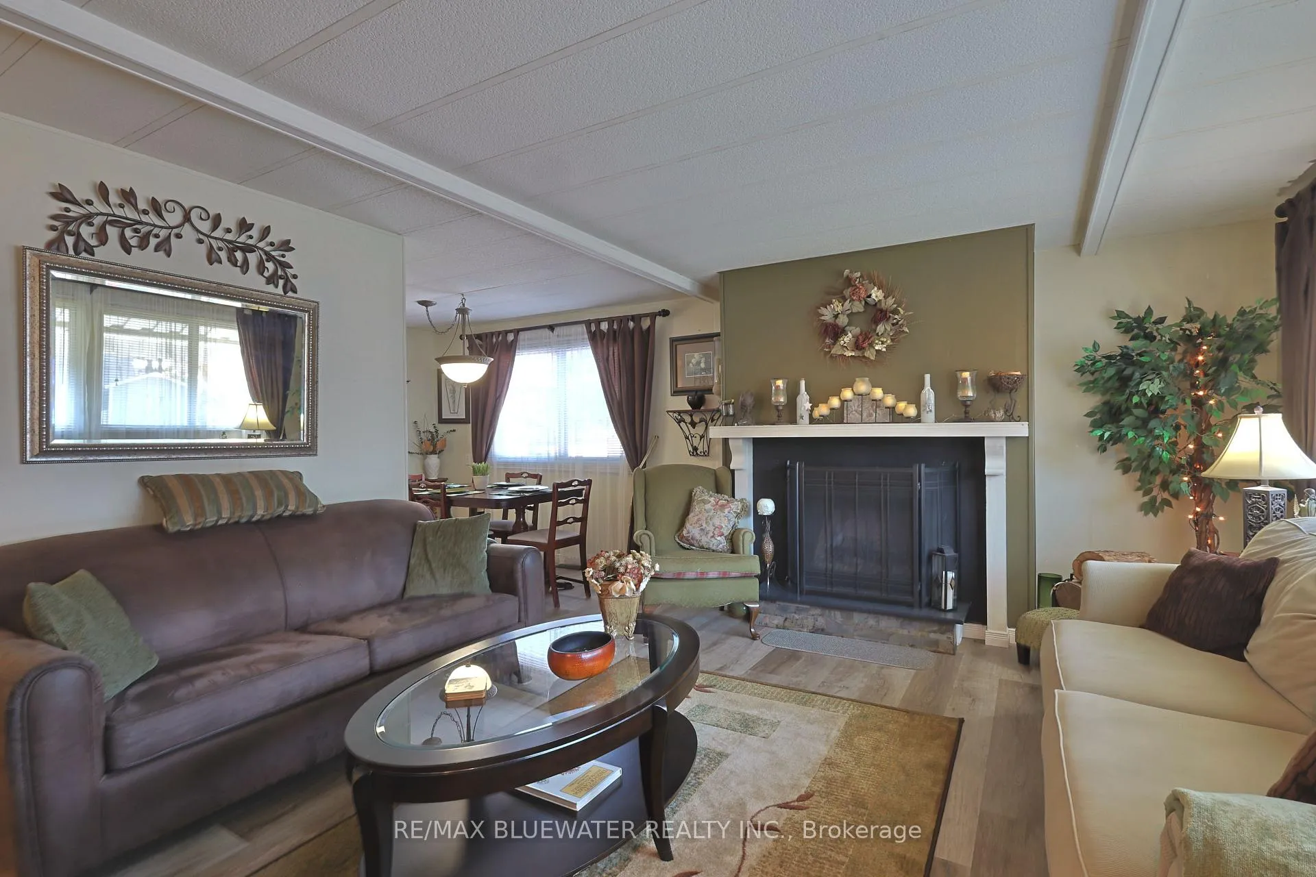 Photo 12 of 208 Biltmore Drive, South Huron, Stephen — HOMEH