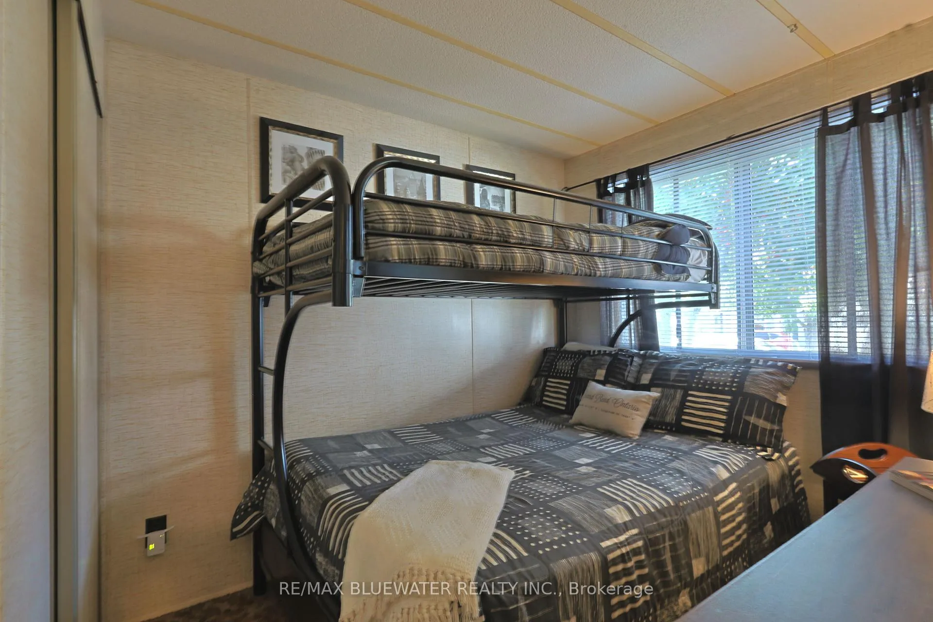 Photo 24 of 208 Biltmore Drive, South Huron, Stephen — HOMEH