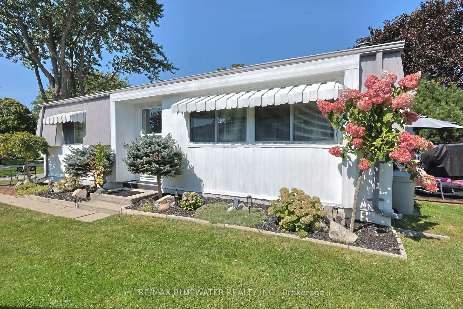 Photo 33 of 208 Biltmore Drive, South Huron, Stephen — HOMEH