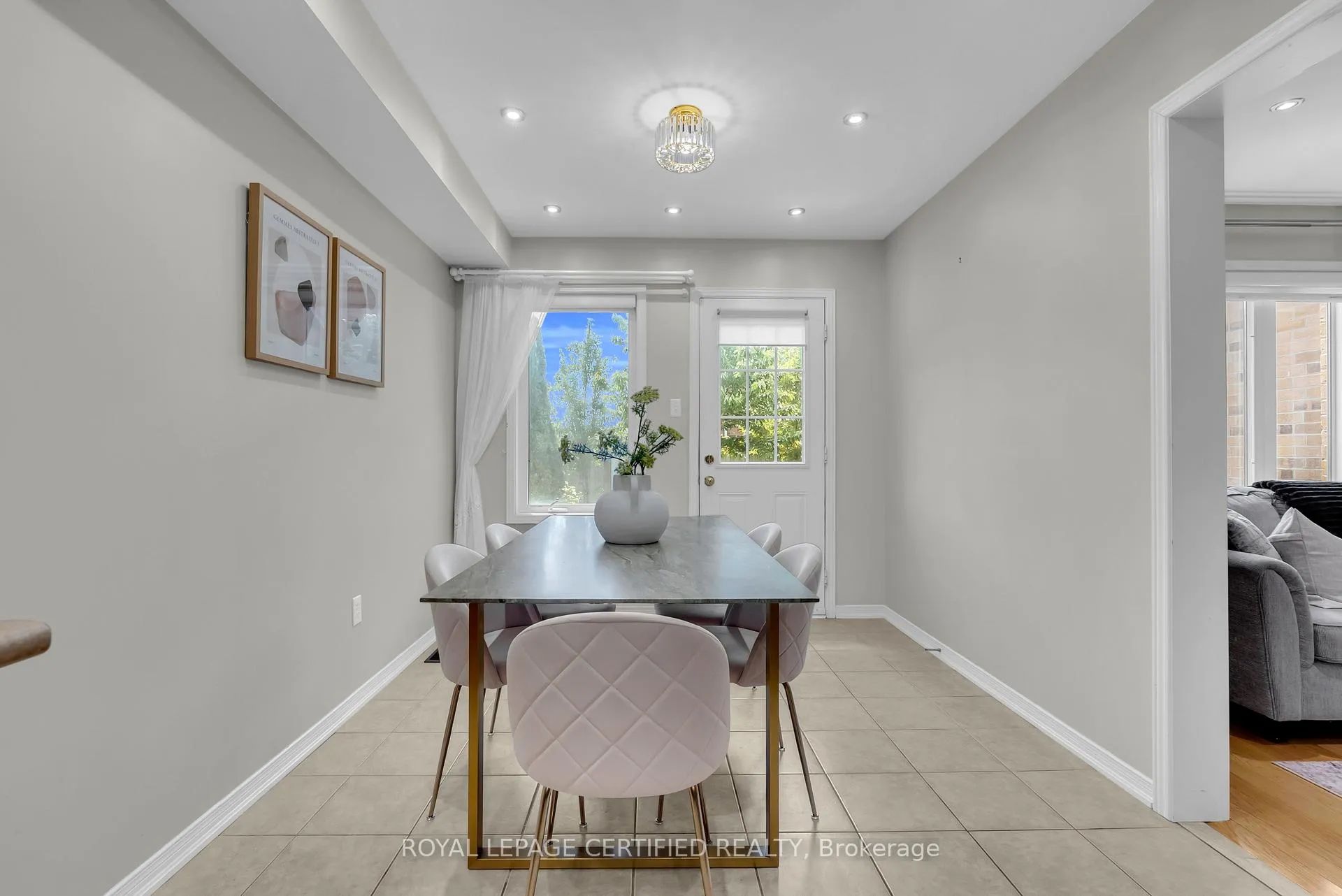 Photo 14 of 384 Duncan Lane, Milton, Scott — HOMEH