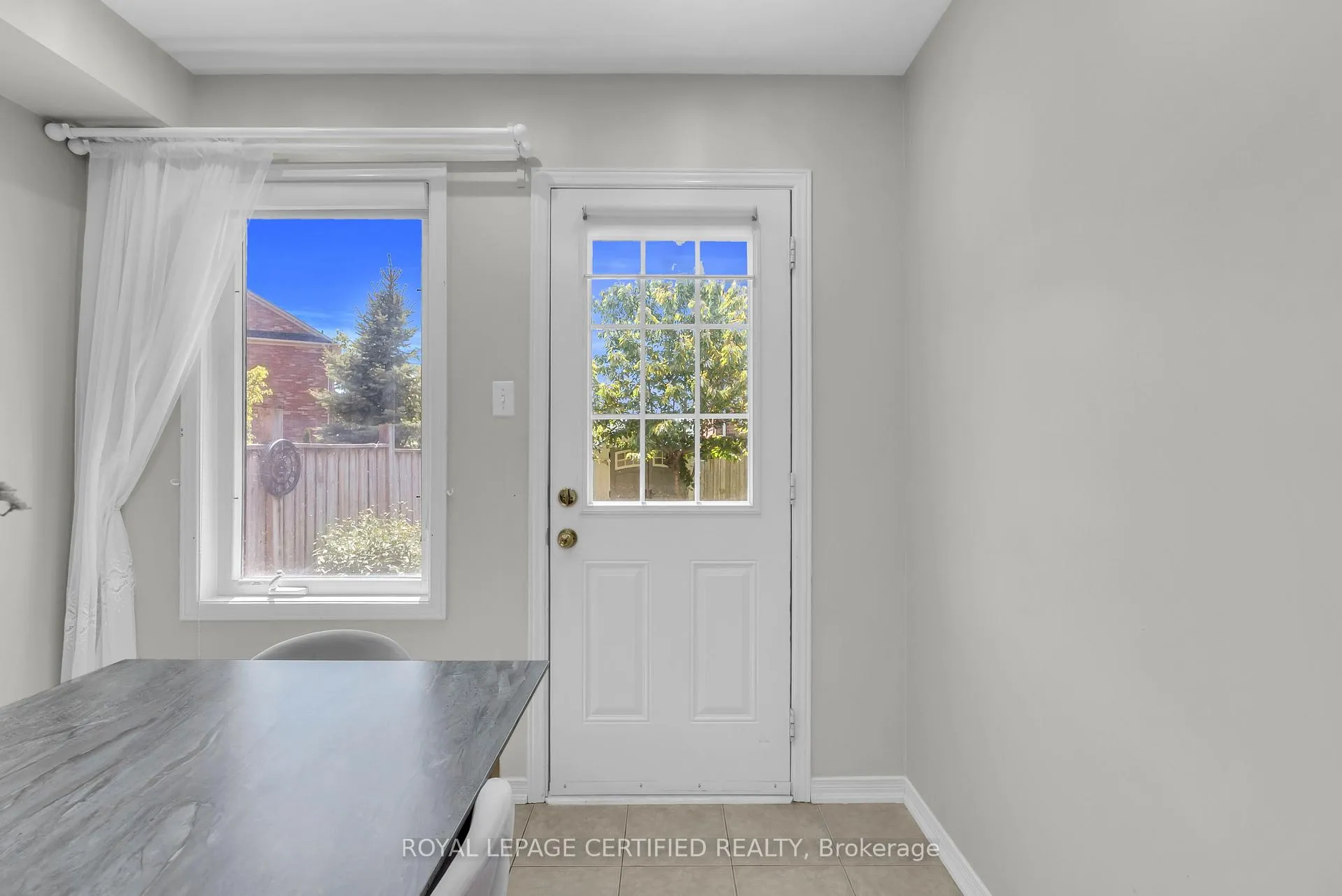 Photo 16 of 384 Duncan Lane, Milton, Scott — HOMEH