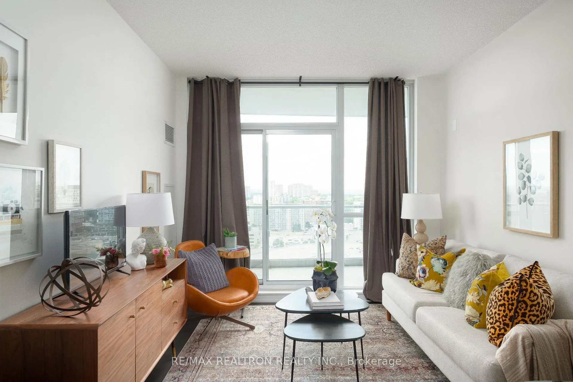 Photo 2 of Unit 2209, 70 Forest Manor Road, North York, Henry Farm — HOMEH