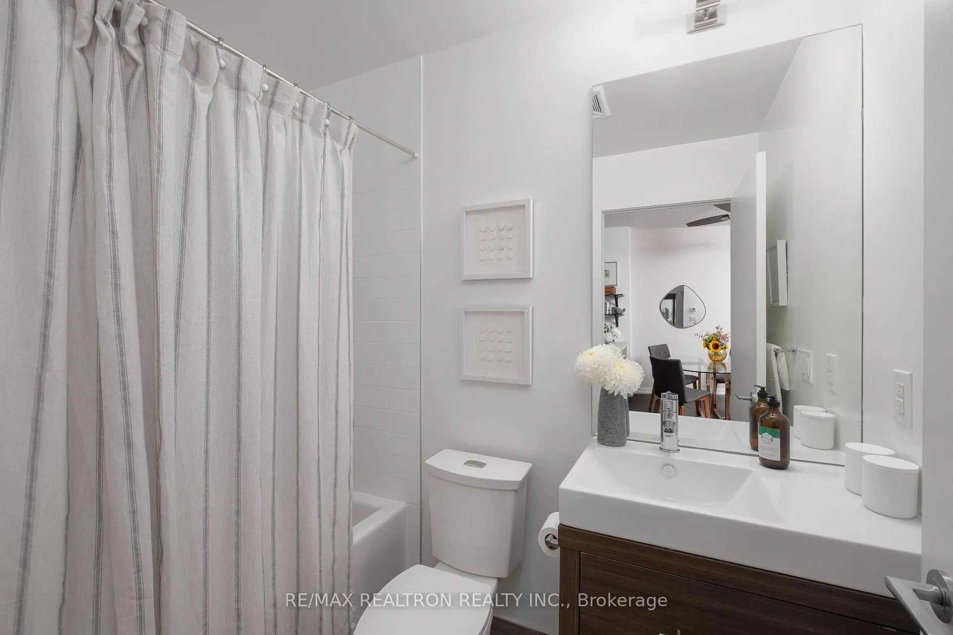 Photo 11 of Unit 2209, 70 Forest Manor Road, North York, Henry Farm — HOMEH