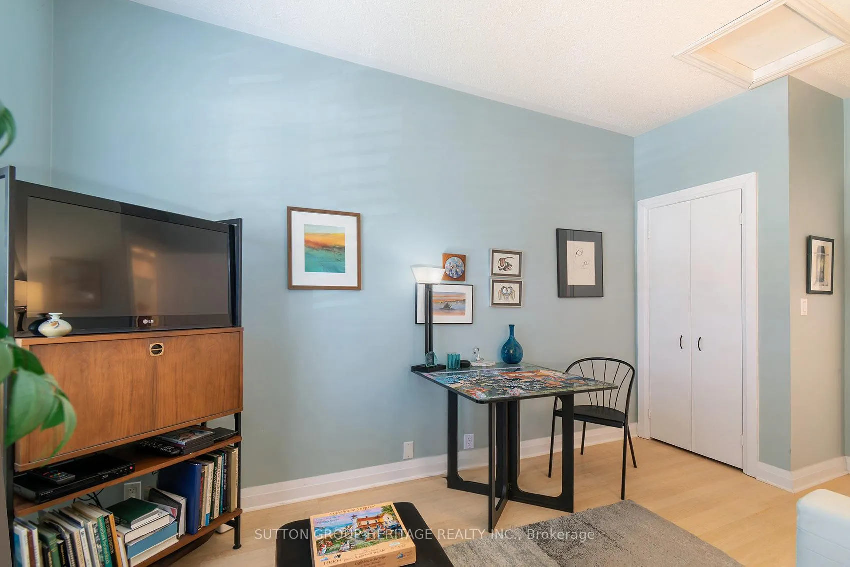 Photo 24 of 22 Wave Hill Way, Markham, Greensborough — HOMEH