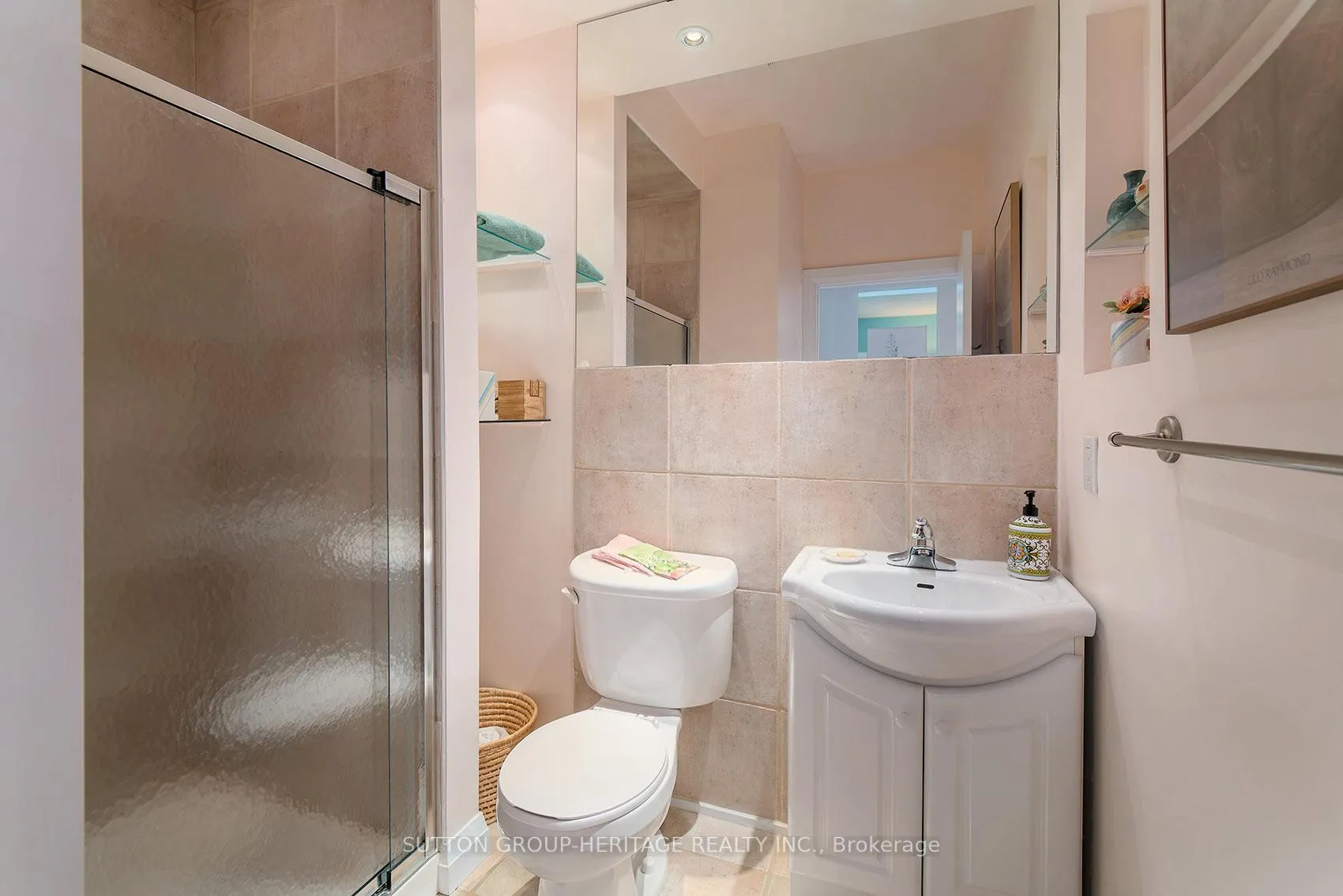 Photo 25 of 22 Wave Hill Way, Markham, Greensborough — HOMEH