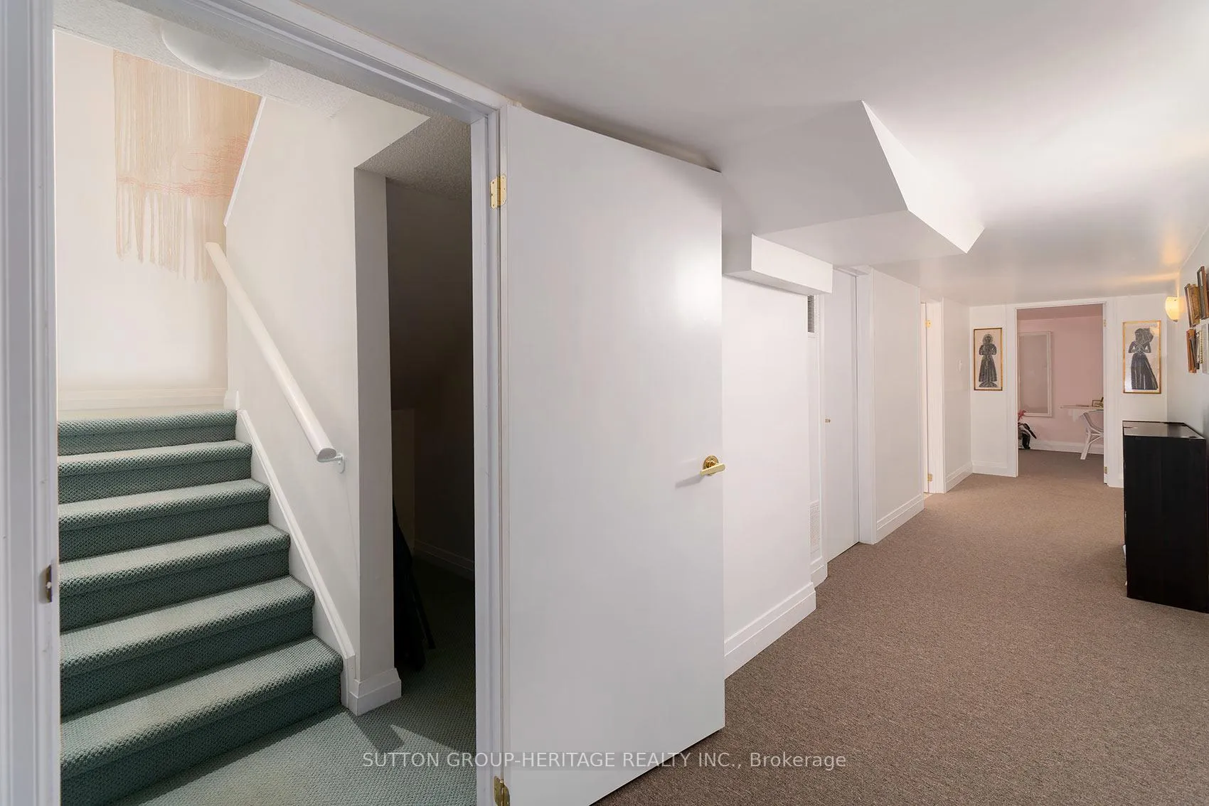 Photo 26 of 22 Wave Hill Way, Markham, Greensborough — HOMEH